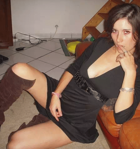 Jeune soumise veut aller plus loin